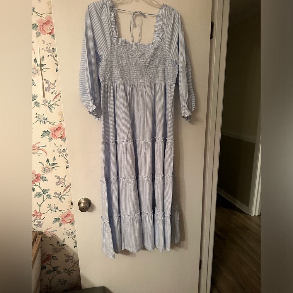 Crown & Ivy Dress